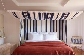 Brindos, Lac & Château - photo 9