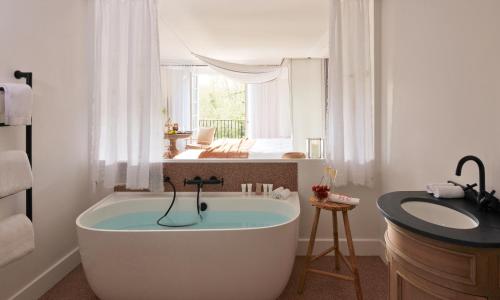 Brindos, Lac & Château - photo 3